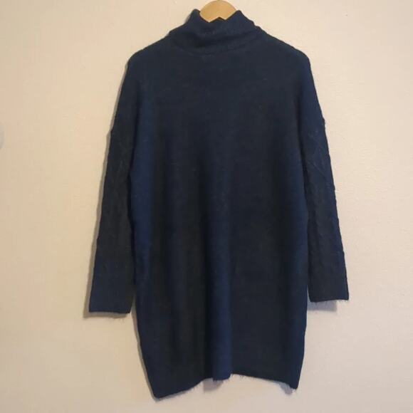 Penelope rose dark blue cowl neck long sweater size M - Picture 6 of 6